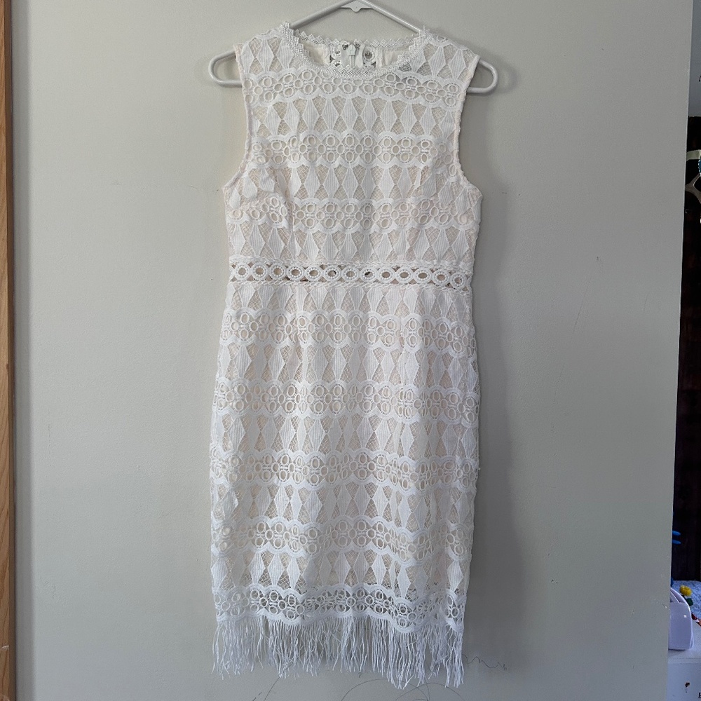 🌺Lulus Bodycon Formal Lace Dress with Fringe